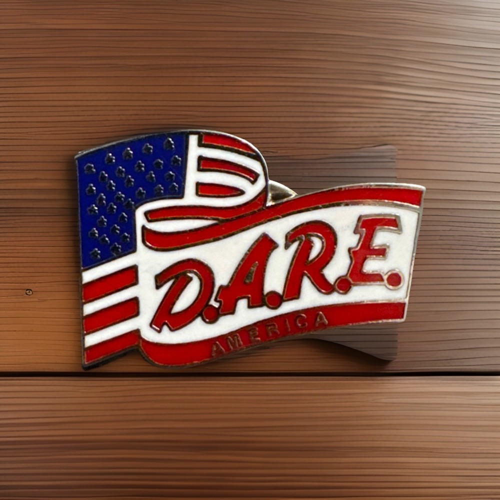 Vintage DARE LAPD D.A.R.E. American Flag Pin